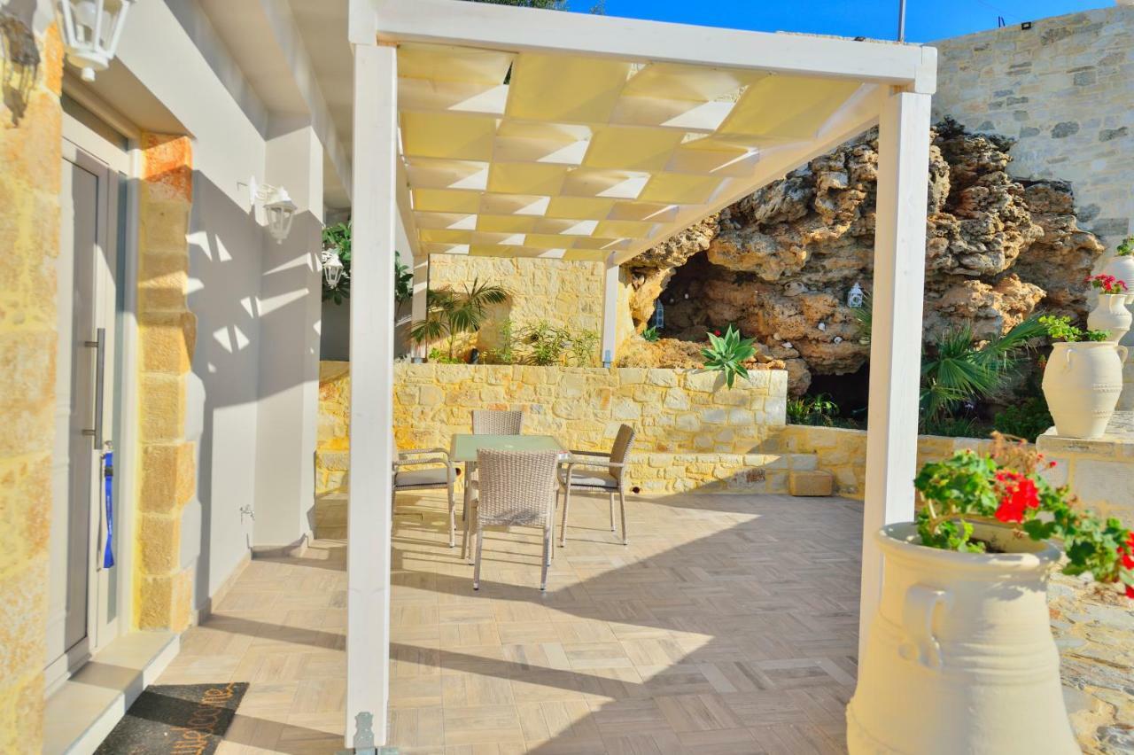 Villa Koukis House à Falasarna Extérieur photo